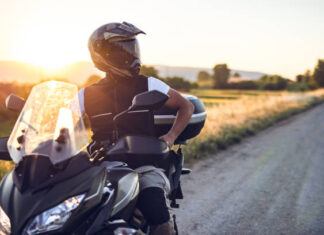 Přeprava motorky do vzdálených destinací – praktický průvodce pro každého motorkáře